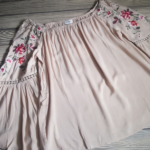 Last 1!! Chic boho Blouse Small - Picture 5 of 5